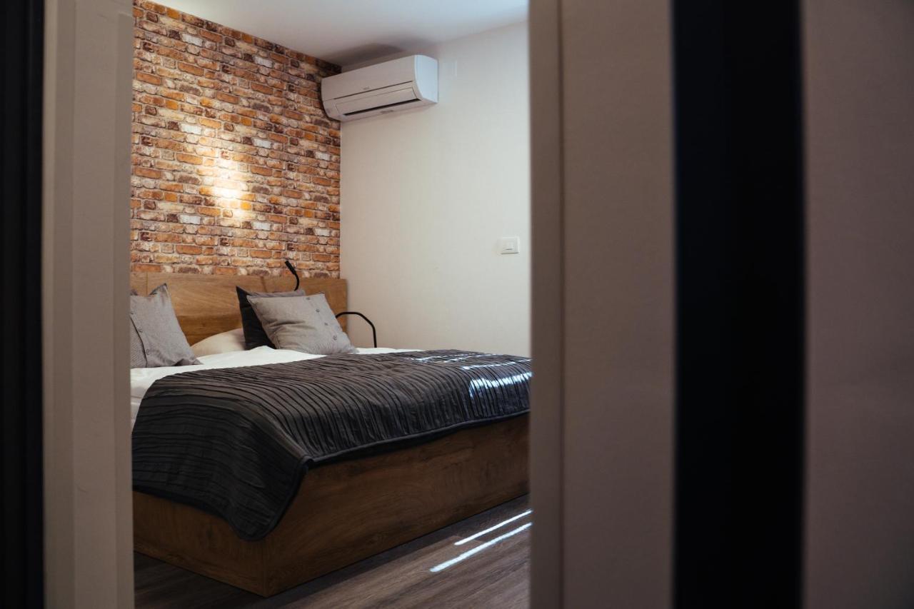 Buzinel Estate Otel Dobrovo Dış mekan fotoğraf