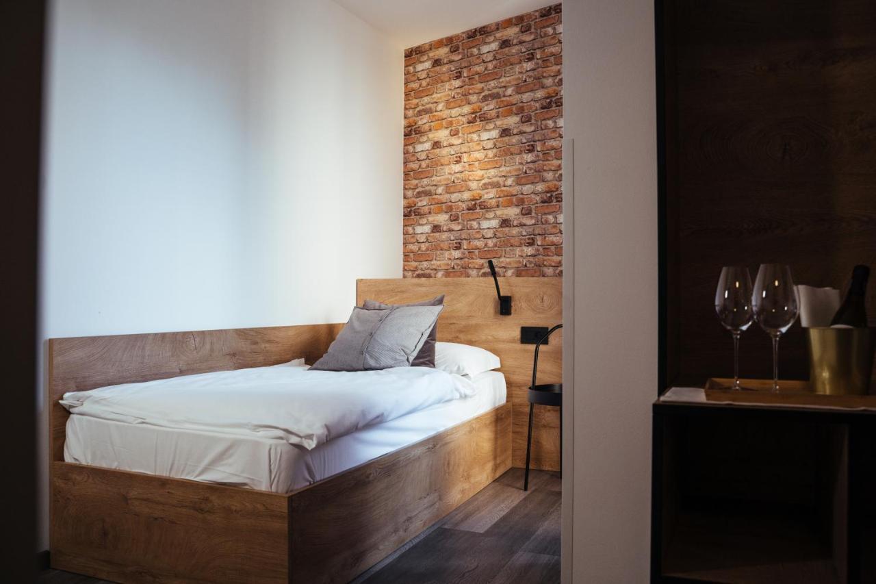 Buzinel Estate Otel Dobrovo Dış mekan fotoğraf
