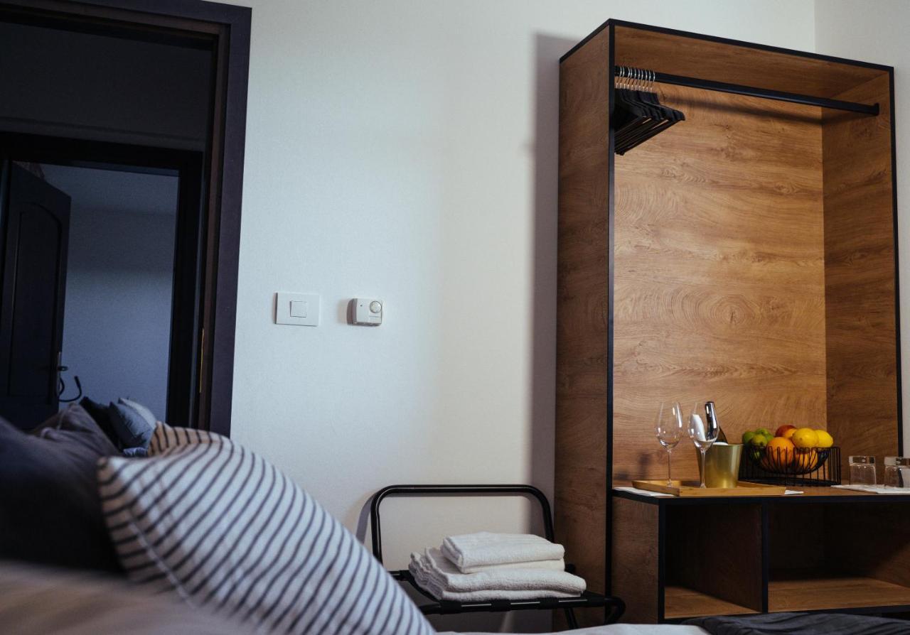Buzinel Estate Otel Dobrovo Dış mekan fotoğraf
