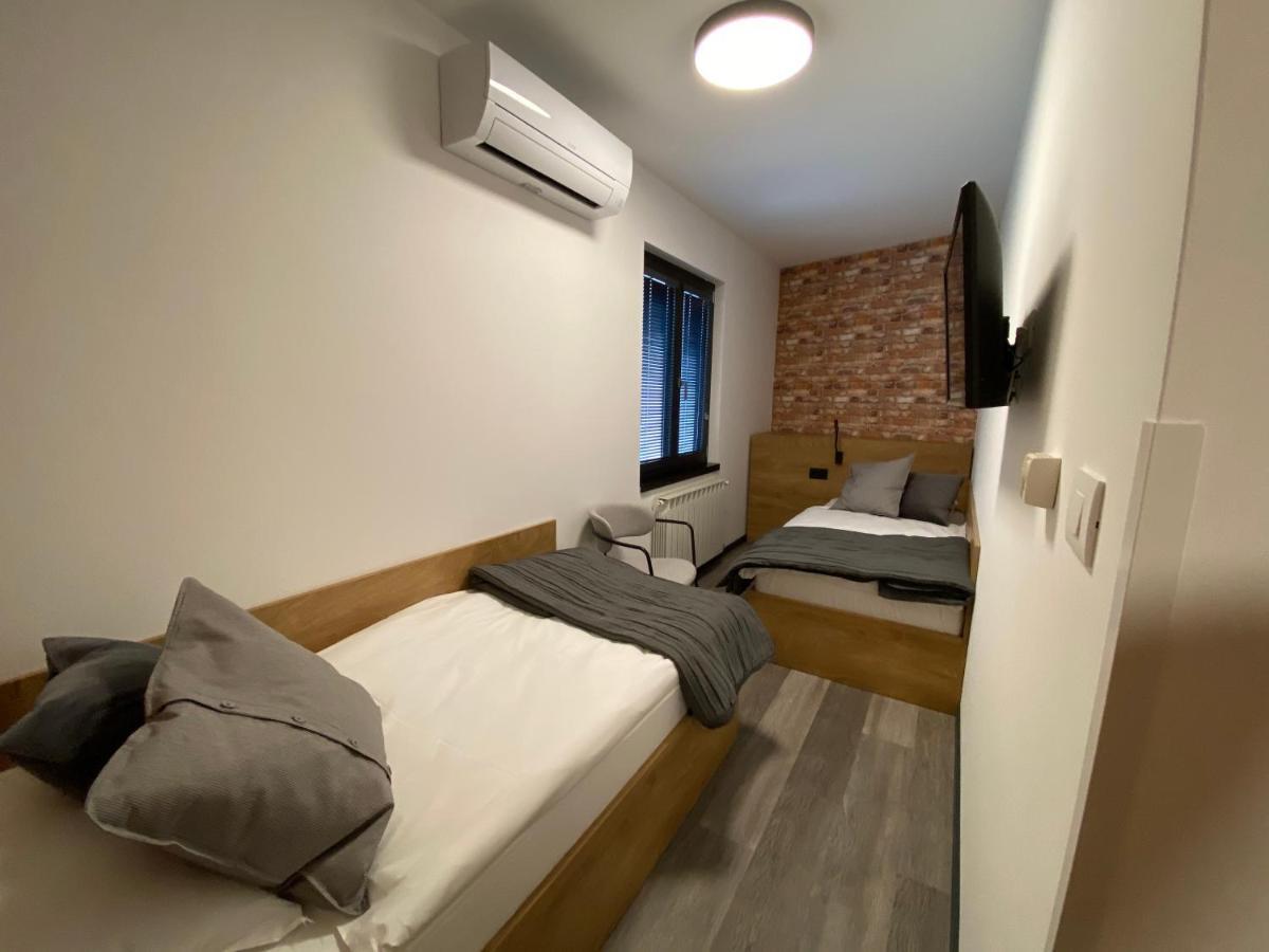 Buzinel Estate Otel Dobrovo Dış mekan fotoğraf